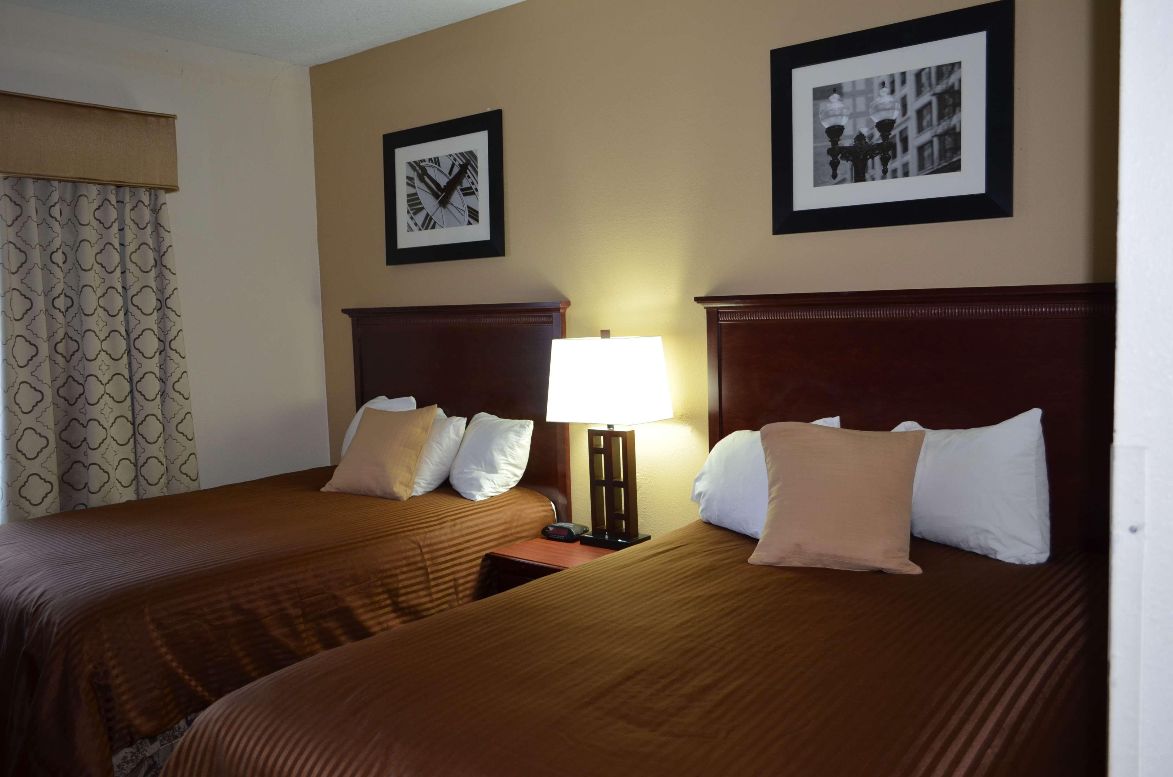 Quality Suites Indianapolis Extérieur photo