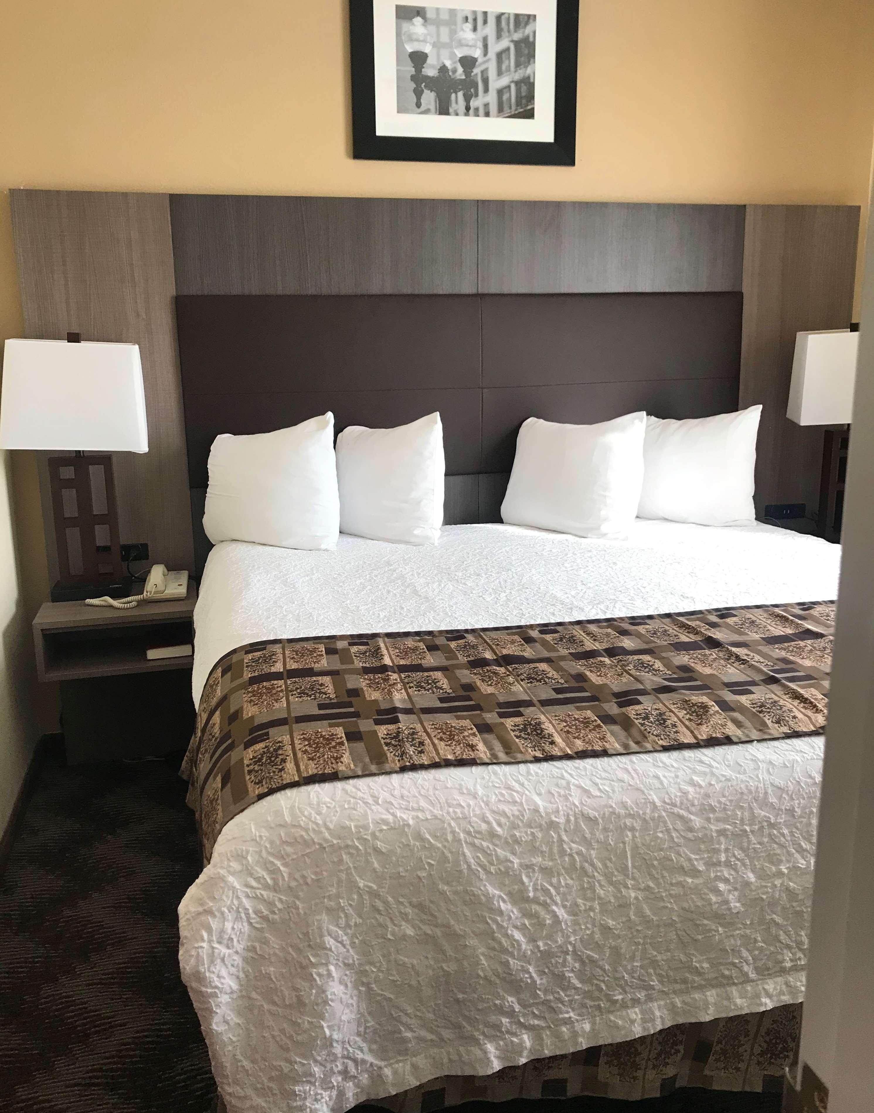 Quality Suites Indianapolis Extérieur photo