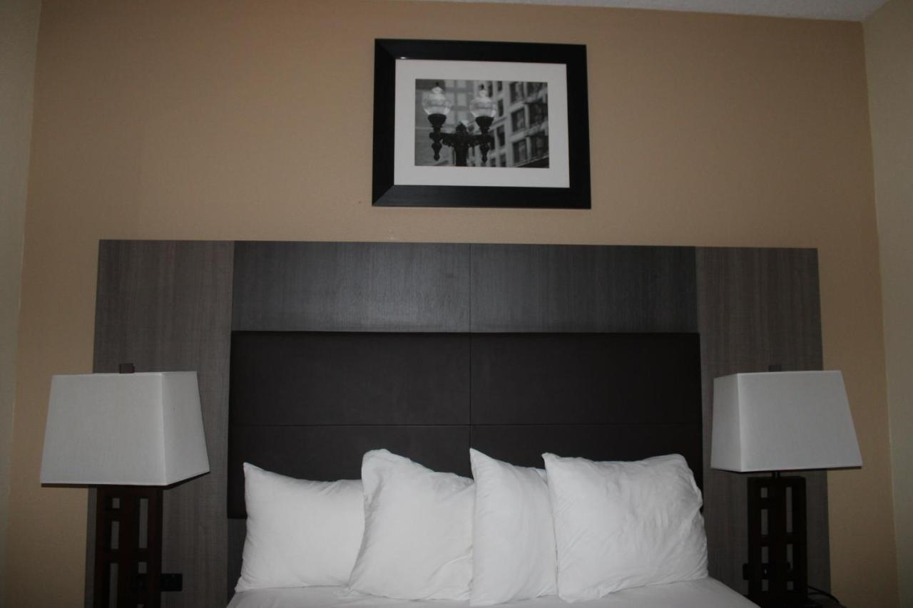 Quality Suites Indianapolis Extérieur photo