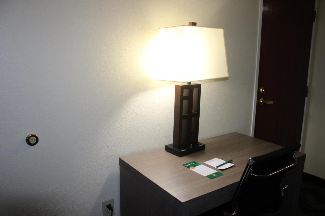 Quality Suites Indianapolis Extérieur photo