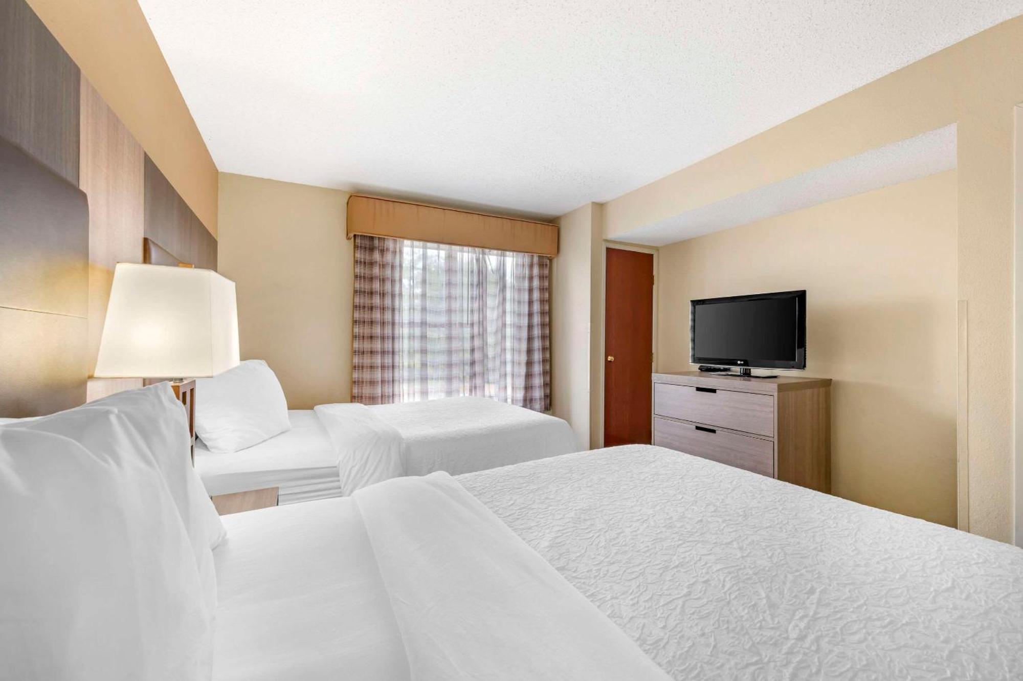 Quality Suites Indianapolis Extérieur photo